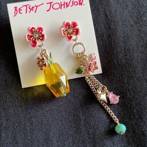 Betsey Johnson pineapple earrings